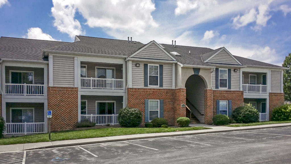 Knollwood Condominiums - Step Into Blacksburg